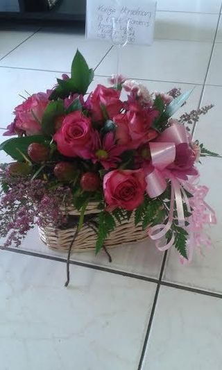 flowers basket maleys flowers port elizabeth 3